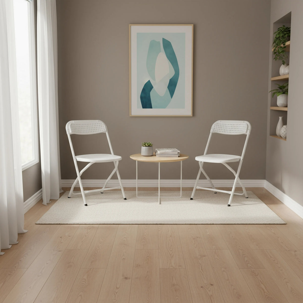 Deux chaises d'extérieur TUDELA XXL PRO W blanches avec une table d'appoint ronde dans une pièce au style moderne de hjh OFFICE
