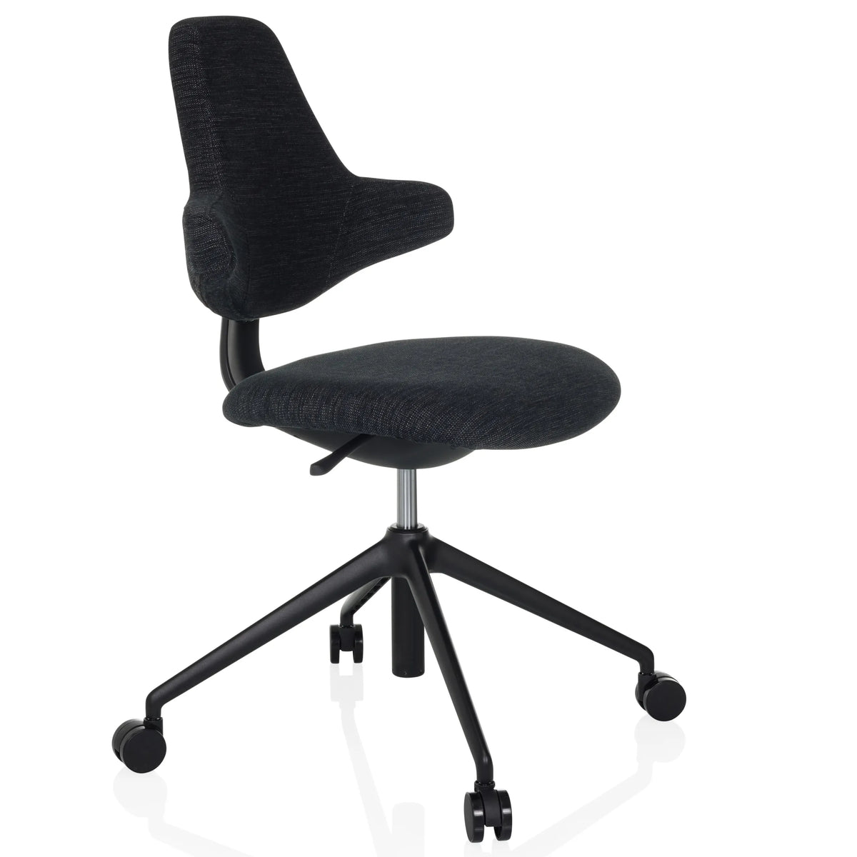 Siège de bureau de qualité professionnelle PALIANO noir avec rembourrage et piètement à cinq roulettes de hjh OFFICE – vue à 360° (vue de trois quarts avant 45°)