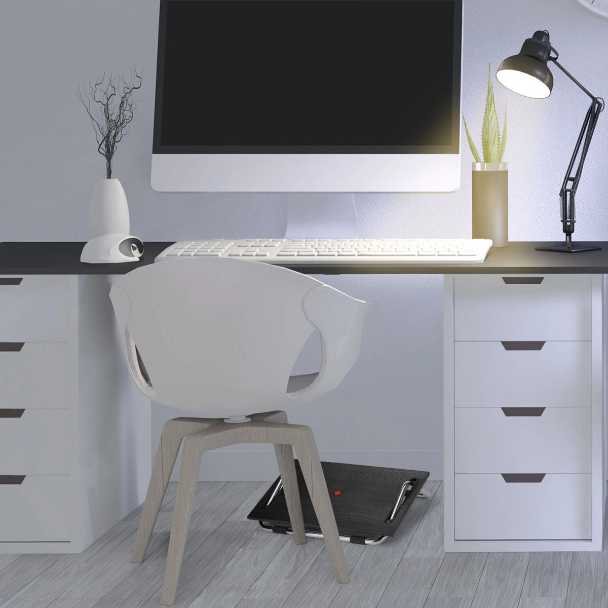 Repose-pieds noir PODI III sous un bureau de hjh OFFICE