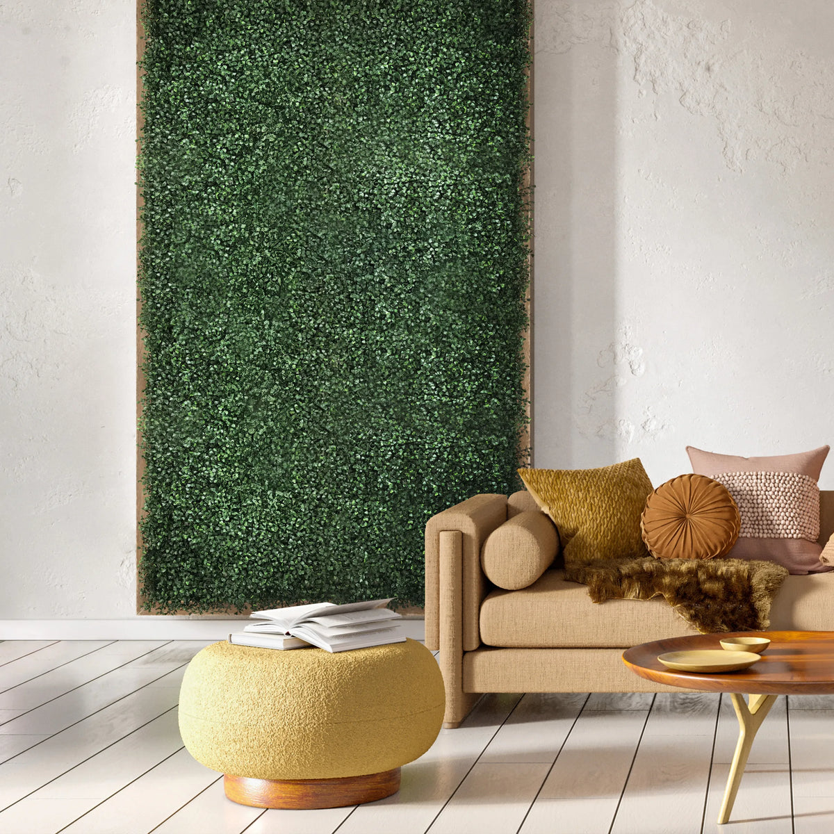 Tapis végétal vert LEAFLUXE 1 comme décoration murale verticale dans un salon de hjh LIVING