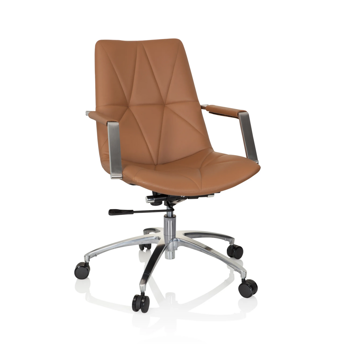 Siège de bureau à domicile SARANTO II couleur camel avec surpiqûres et base à cinq roulettes de hjh OFFICE – vue à 360° (vue de face 20°)
