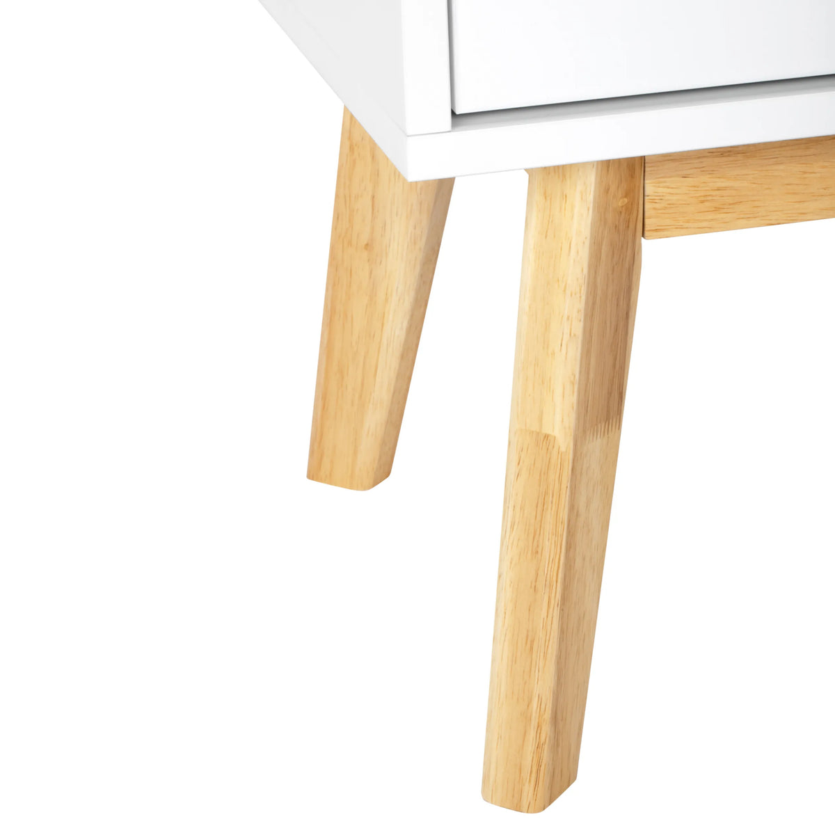 Pieds en bois marron clair du buffet TAROLO I en blanc de hjh LIVING