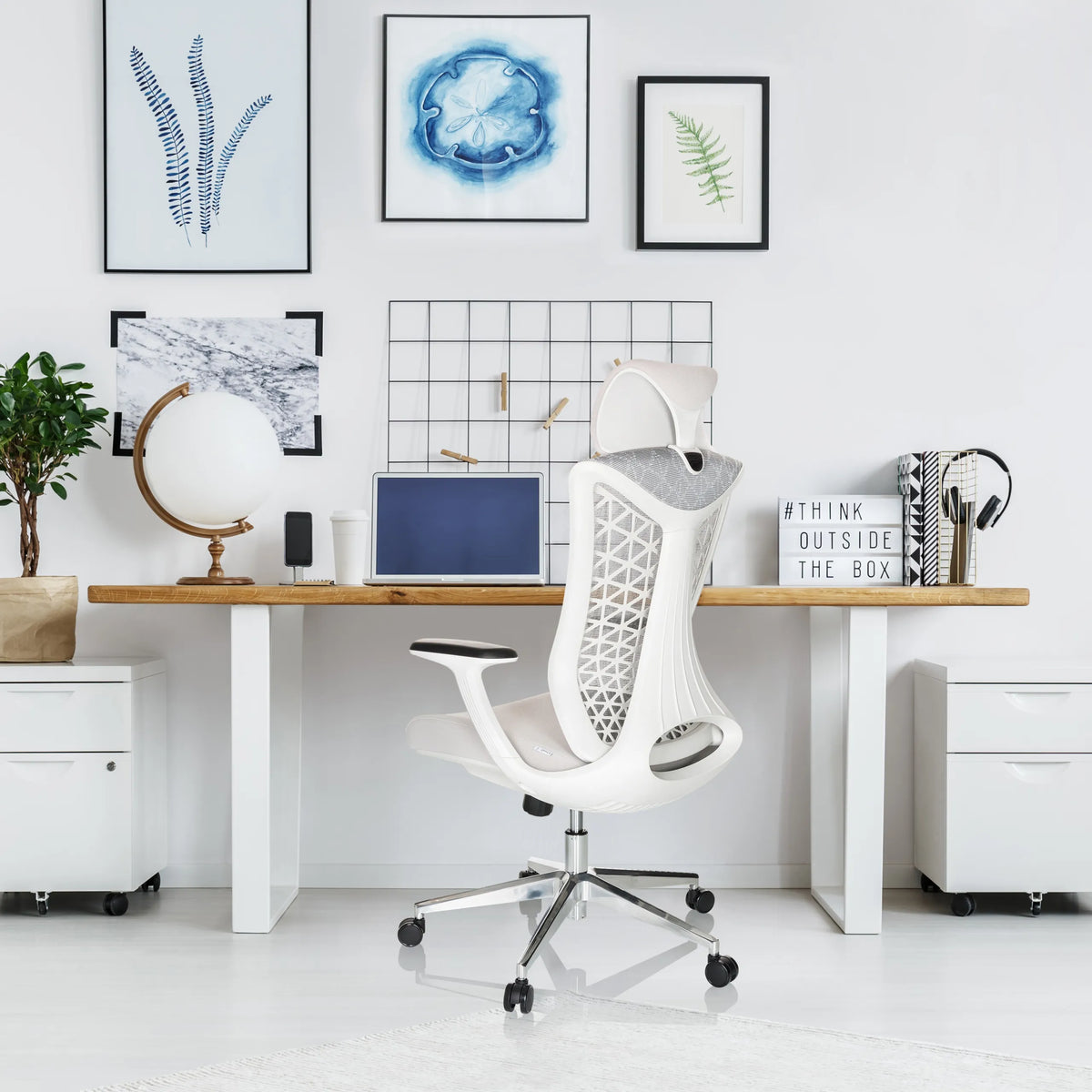 Siège de bureau de qualité professionnelle FALEO W gris avec structure blanche et dossier en maille de hjh OFFICE