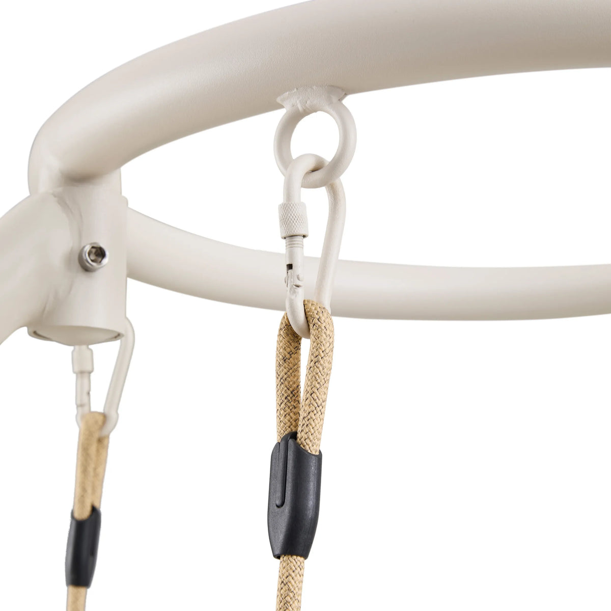 Suspension avec anneau métallique et corde beige du fauteuil suspendu Skylo de hjh LIVING