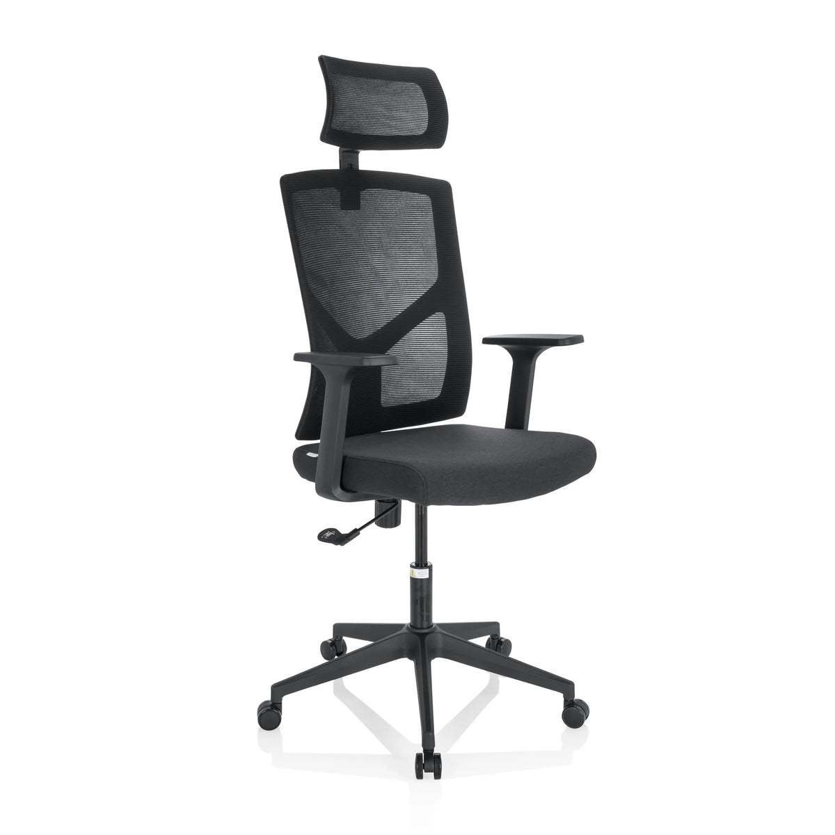 Siège de bureau à domicile BRETON B noir avec dossier en maille, appui-tête et base à cinq roulettes de hjh OFFICE – vue à 360° (vue de trois quarts avant 40°)