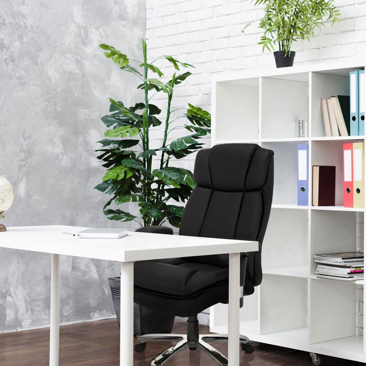 Siège pivotant BUILDER XXL I noir avec revêtement en similicuir et haut dossier de hjh OFFICE