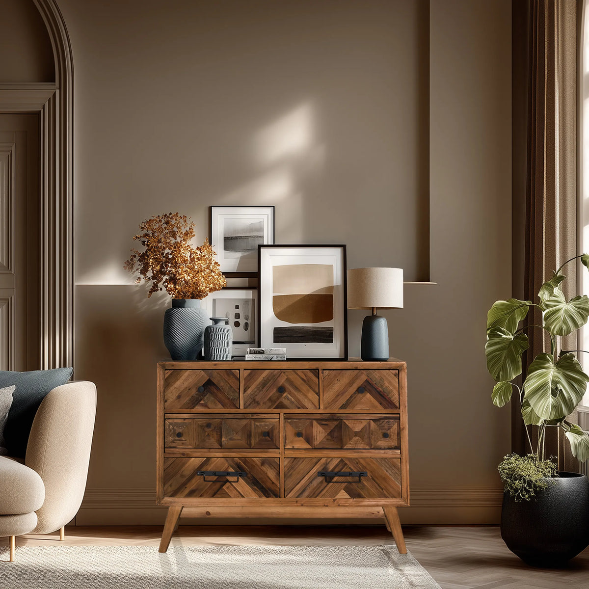 Sideboard SANTJAGO WOOD XL aus dunkelbraunem Holz mit Fischgrät-Muster und schwarzen Griffen von hjh LIVING