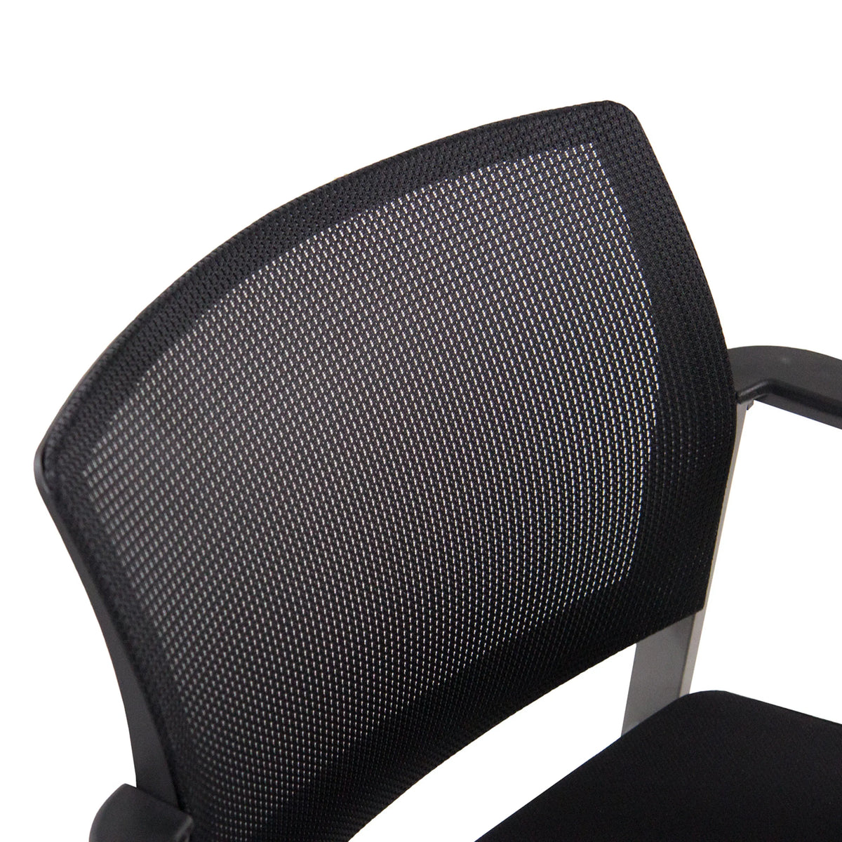 Dossier en maille noire de la Chaise à quatre pieds MEET de hjh OFFICE