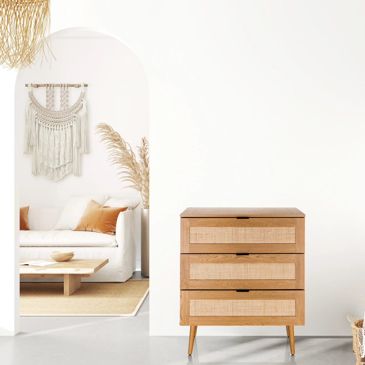 Commode BOHEO K en chêne avec trois tiroirs et cannage viennois de hjh LIVING