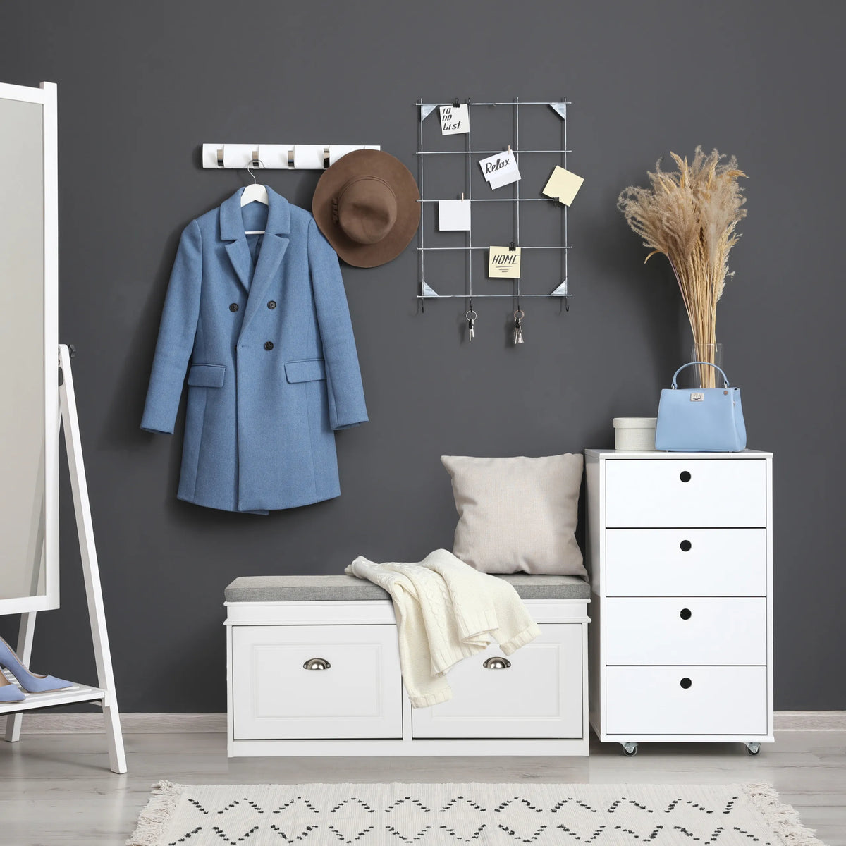 Armoire à chaussures ESTHA I blanche avec surface d'assise grise et quatre tiroirs de hjh LIVING