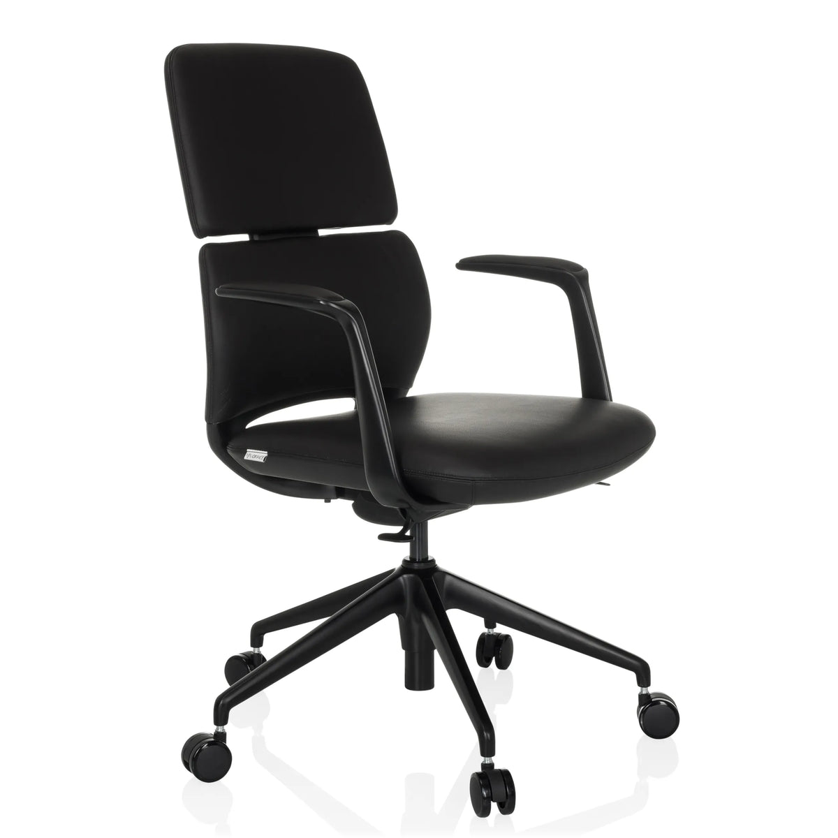 Siège de bureau de qualité professionnelle ATMOS DESIGNER noir avec accoudoirs et base à cinq roulettes de hjh OFFICE – vue à 360° (vue de trois quarts avant 45°)