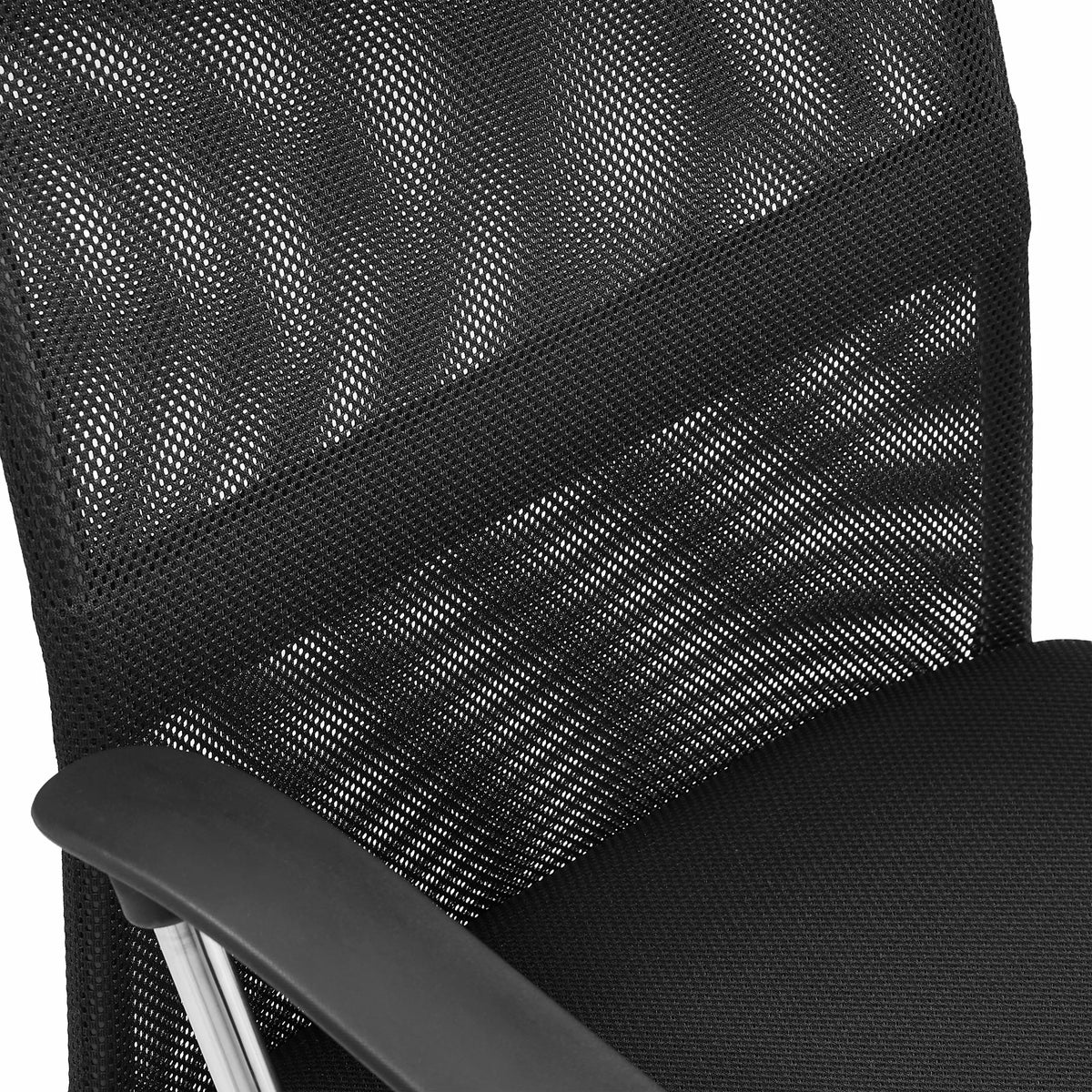 Dossier en maille noire et accoudoir du siège de direction pour bureau à domicile PURE NET de hjh OFFICE