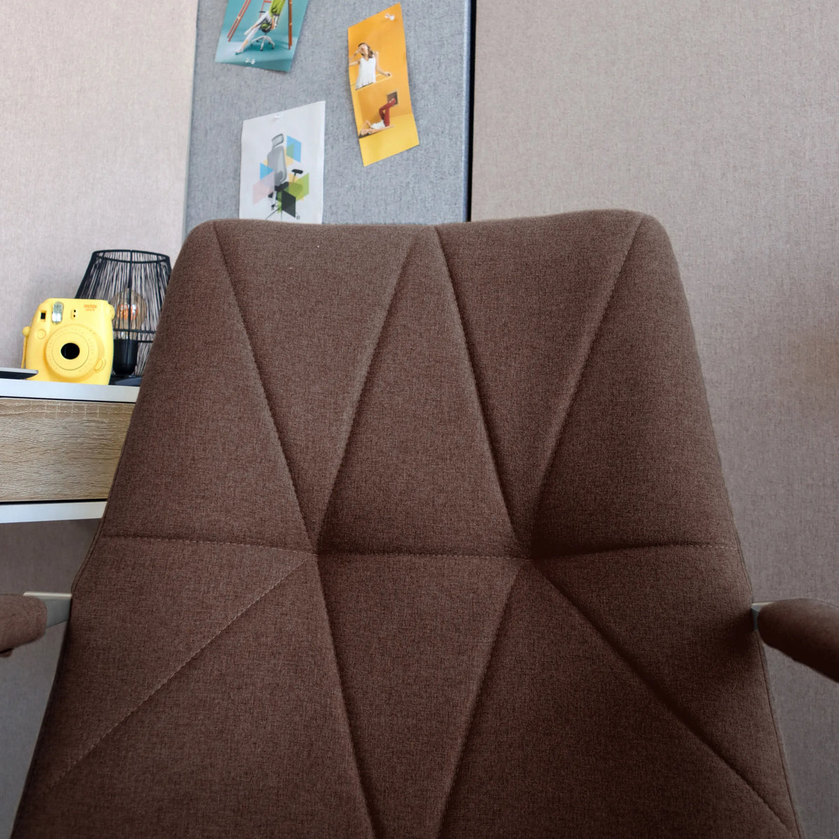 Revêtement en tissu marron moyen avec surpiqûres du Siège de bureau à domicile SARANTO II de hjh OFFICE