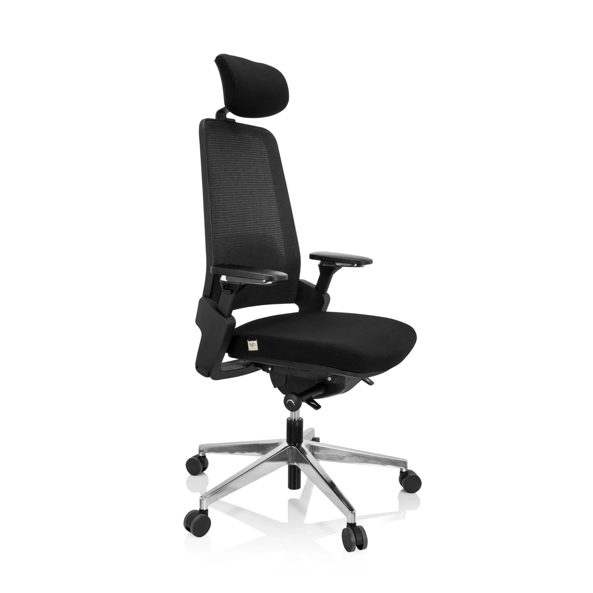 Siège de bureau de qualité professionnelle BRACIO noir, dossier maille, appui-tête et base à roulettes de hjh OFFICE – vue à 360° (vue de trois quarts avant 60°)