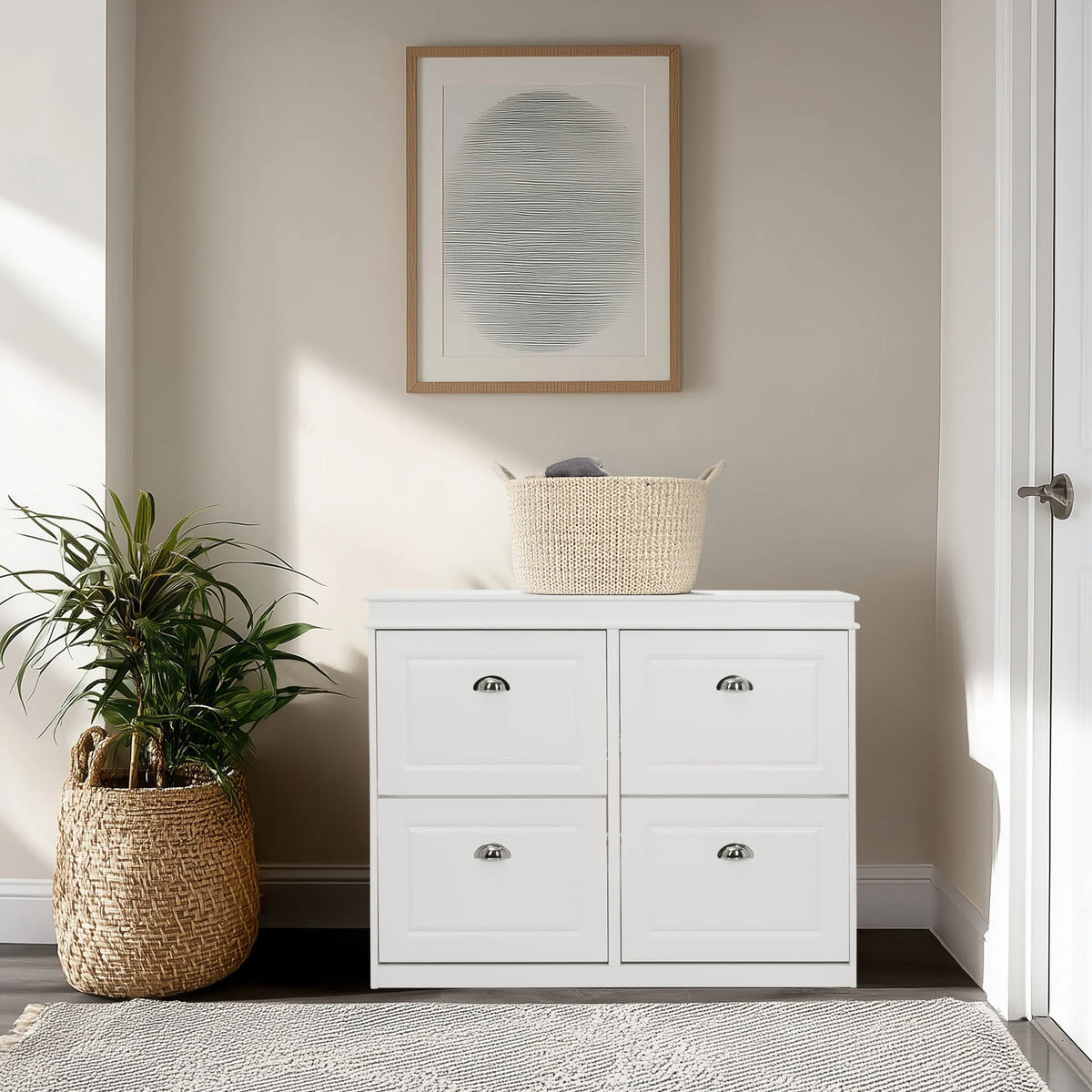 Armoire à chaussures blanche ESTHA 4 avec quatre tiroirs et poignées argentées de hjh LIVING