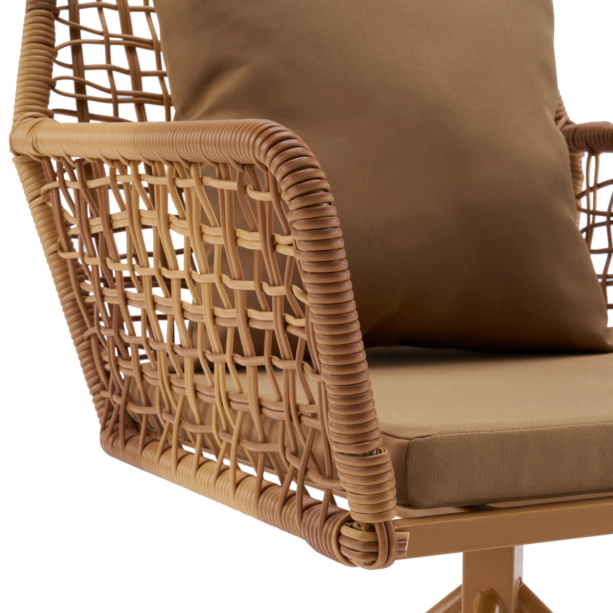 Accoudoir tressé et revêtement brun de la chaise rembourrée Tavaro Korvik de hjh LIVING