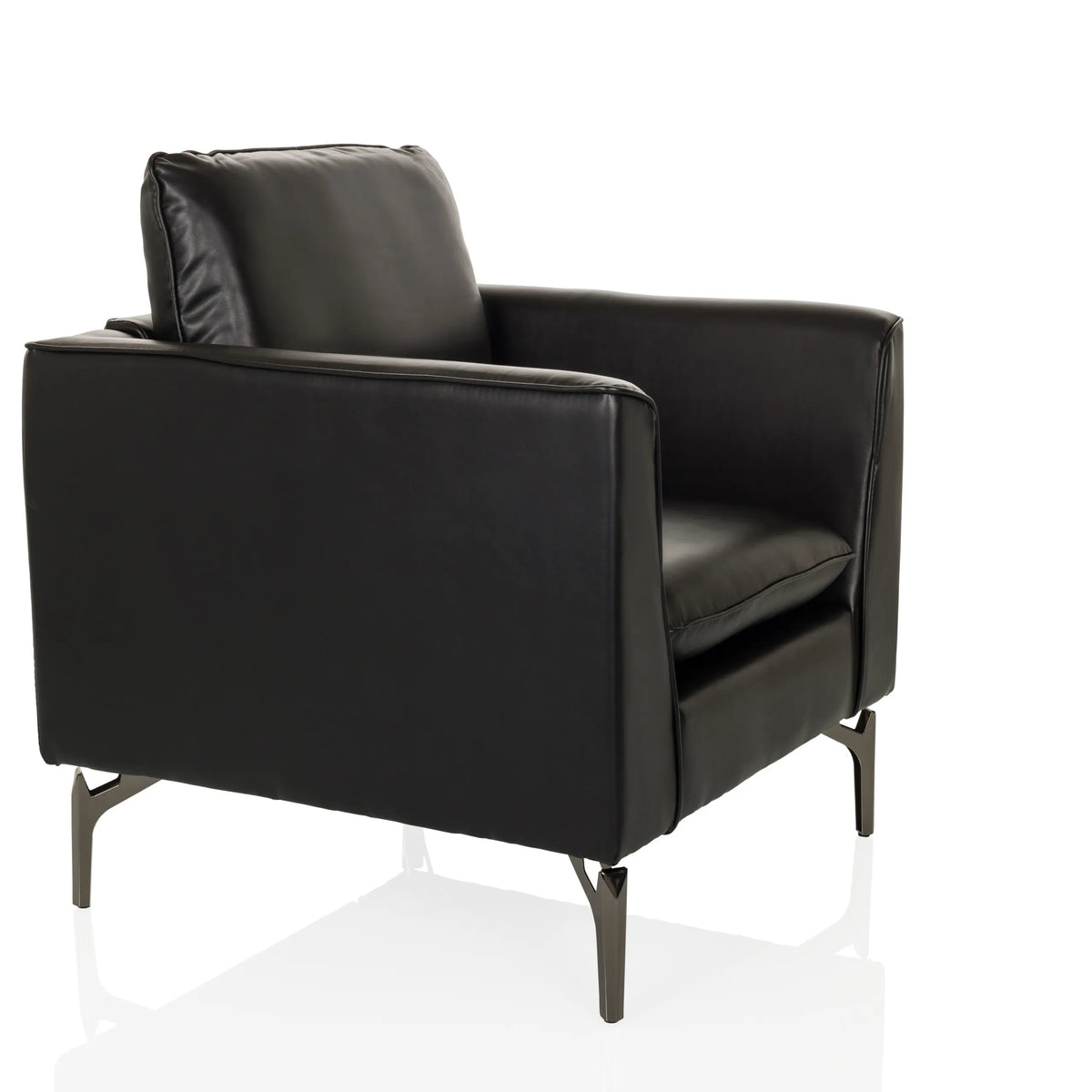 Fauteuil de salon BAVERO noir avec revêtement en similicuir et pieds en métal de hjh OFFICE – vue à 360° (vue de trois quarts avant 60°)