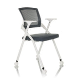 Chaise pliante PRIORITY II W grise avec dossier en maille, accoudoirs et roulettes de hjh OFFICE – vue à 360° (vue de trois quarts avant 45°)