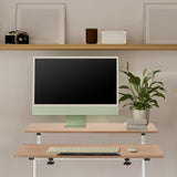 Bureau assis-debout WORKSTATION I en blanc et chêne avec deux niveaux, clavier et moniteur de hjh OFFICE