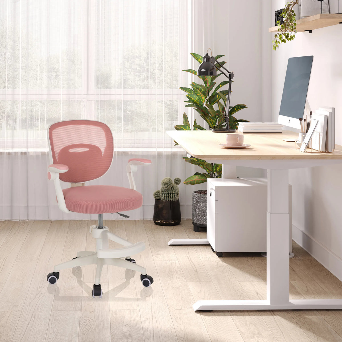 Chaise pivotante pour des enfants KIDDY SMART rose avec dossier en maille et accoudoirs blancs de hjh OFFICE