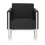 Fauteuil rembourré noir ARUBA STEP avec surpiqûres en losanges et structure argentée de hjh OFFICE – vue à 360° (vue de face 0°)