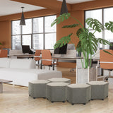 Cinq tabourets rembourrés hexagonaux gris BAREO dans un environnement de bureau moderne de hjh OFFICE