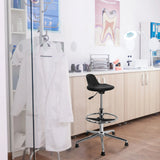 Tabouret pivotant TOP WORK 03 I noir avec repose-pieds et base métallique à cinq branches de hjh OFFICE