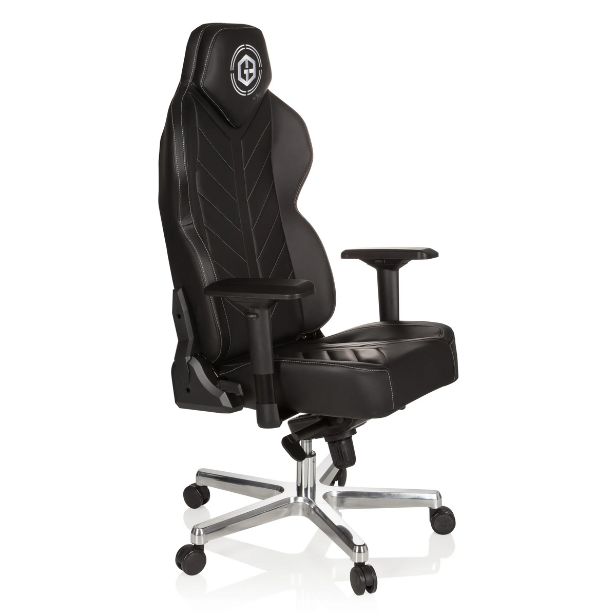 Fauteuil Gamer GAMEBREAKER COLOSSUS noir avec accoudoirs et piètement brillant à cinq roulettes de hjh OFFICE – vue à 360° (vue de trois quarts avant 60°)