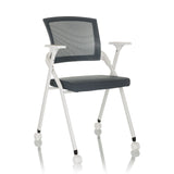 Chaise pliante PRIORITY II W grise avec dossier en maille, accoudoirs et roulettes de hjh OFFICE – vue à 360° (vue de trois quarts avant 30°)