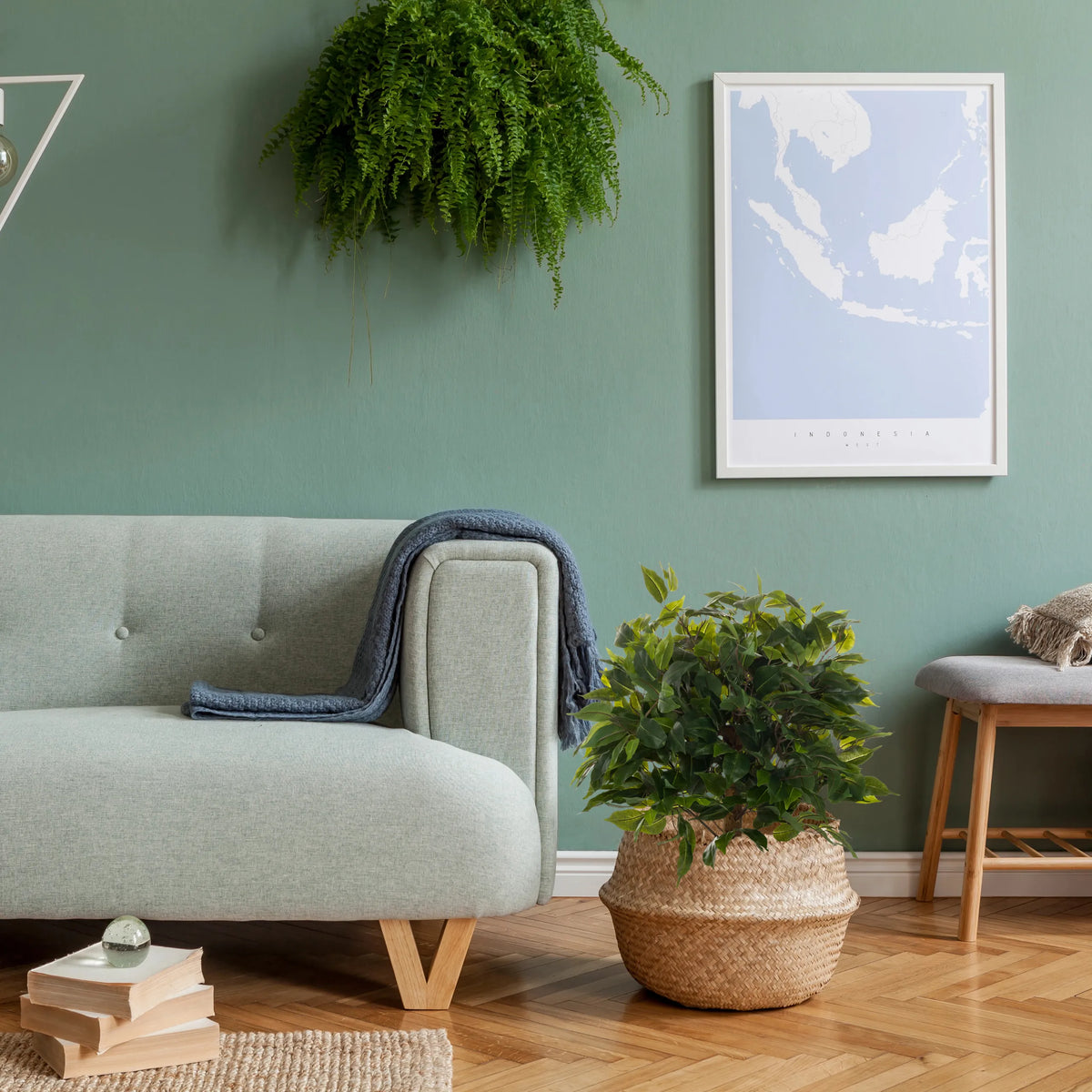 Plante artificielle verte FICUS II dans un panier tressé de hjh OFFICE