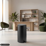 Poubelle noire CLEAN STEP 2 d'une capacité de 30 l avec pédale de hjh OFFICE (image générée par IA)