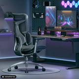 Siège de bureau de qualité professionnelle S100-M301 noir avec dossier en maille et accoudoirs dans une salle de jeu de Sihoo (image générée par IA)