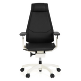 Siège de bureau haut de gamme GENIDIA PRO WHITE noir en cuir avec piètement blanc et cinq roulettes de hjh OFFICE – vue à 360° (vue de face 0°)