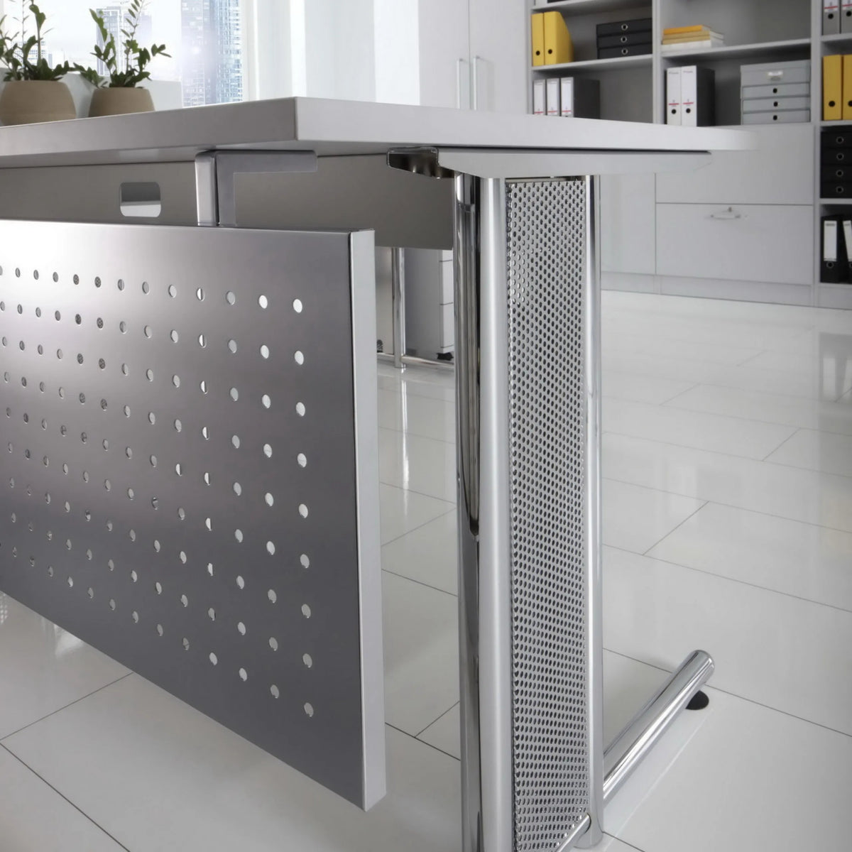 Panneau de pudeur perforé et pied de bureau du bureau NANO 16 S de hjh OFFICE PRO