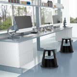 Tabouret marchepied TIO-M II noir avec surface ronde et poignées intégrées de hjh OFFICE