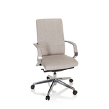 Siège de bureau de qualité professionnelle BESSONA beige avec accoudoirs et piètement à cinq roulettes de hjh OFFICE – vue à 360° (vue de face 20°)