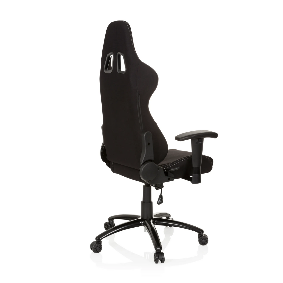Fauteuil Gamer noir GAME FORCE avec appui-tête, accoudoirs et base à cinq roulettes de hjh OFFICE – vue à 360° (vue de trois quarts arrière 120°)