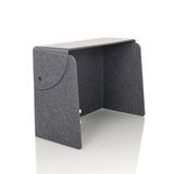 Cloison de table grise FLEXMIUT FOLD avec deux sorties de câbles horizontales de hjh OFFICE – vue à 360° (vue de trois quarts avant 45°)