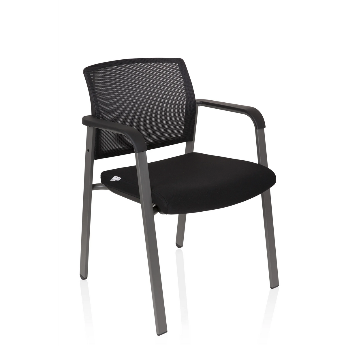 Chaise à quatre pieds MEET noire avec dossier en maille et accoudoirs de hjh OFFICE – vue à 360° (vue de trois quarts avant 40°)