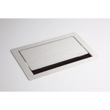 Silberne Steckdosenleiste des Zubehörs ELDOSE0 mit Klappdeckel und Bürstenleiste von hjh OFFICE PRO