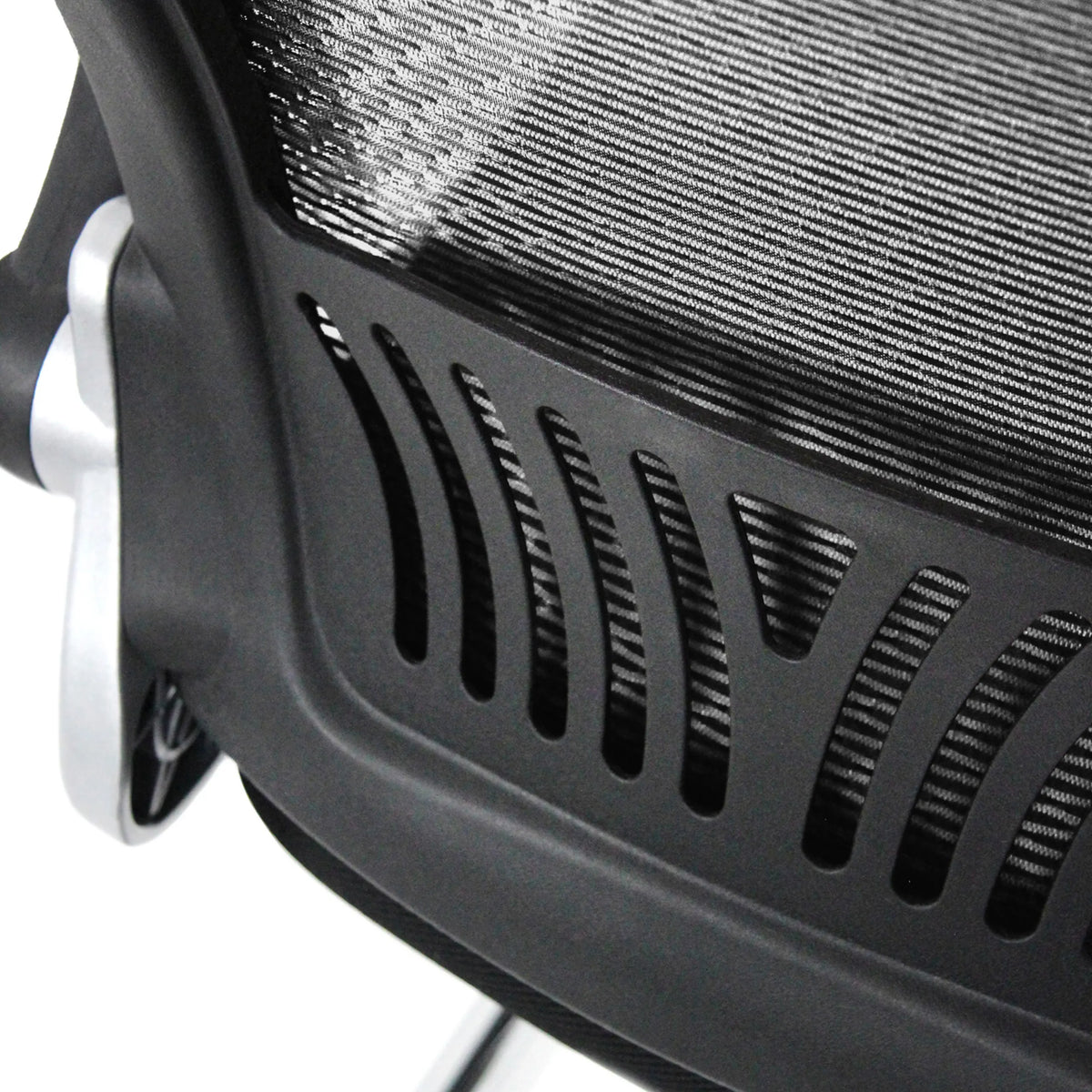 Revêtement en maille noire et cadre en plastique de la chaise cantilever FLYER PRO V de hjh OFFICE
