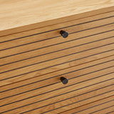 Façades de tiroirs rainurées avec boutons noirs de la Commode LINNO K en chêne de hjh LIVING