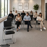Chaise pliante Esto T noire avec tablette intégrée et structure en métal dans une salle de formation de hjh OFFICE