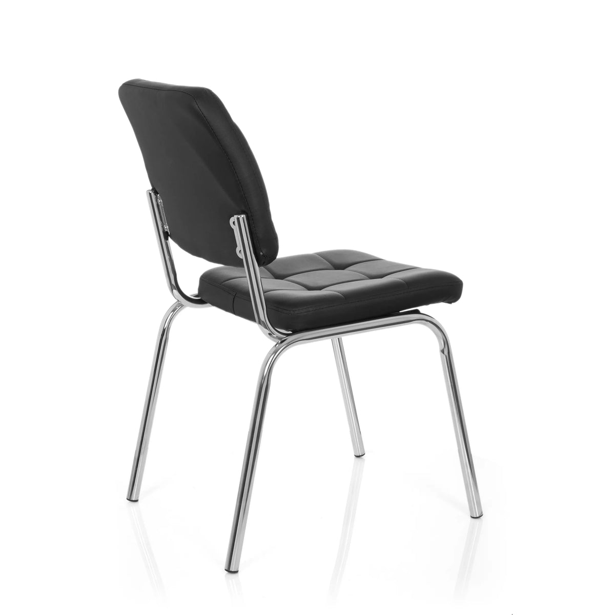 Chaise à quatre pieds PICENO V noire avec revêtement matelassé et structure en chrome de hjh OFFICE – vue à 360° (vue de trois quarts arrière 120°)
