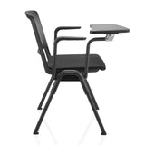 Planchette à pince MEET WA en noir sur une chaise avec accoudoirs et dossier en maille de hjh OFFICE