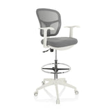 Chaise de comptoir TOP WORK 108 W grise avec dossier en maille, repose-pieds et piètement blanc à cinq roulettes de hjh OFFICE – vue à 360° (vue de trois quarts avant 40°)