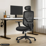 Siège de bureau à domicile BLACORE noir avec dossier en maille et appuie-tête de MyBuero (image générée par IA)