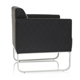 Fauteuil rembourré noir ARUBA STEP avec surpiqûres en losanges et structure argentée de hjh OFFICE – vue à 360° (vue de profil 100°)