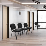 Quatre chaises à quatre pieds XT 600 en noir avec des pieds fins dans un couloir de hjh OFFICE