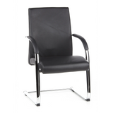 Chaises cantilever BAROLO V noires avec accoudoirs et piètement luge chromé de hjh OFFICE – vue à 360° (vue de face 20°)